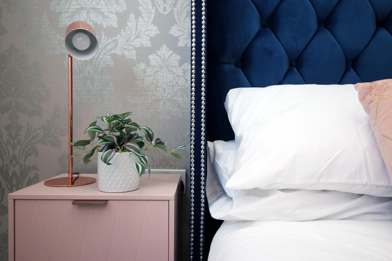 The View - Long Stay Offer - Modern Central Apartment And Parking By Cto Serviced Apartments Кардифф Экстерьер фото
